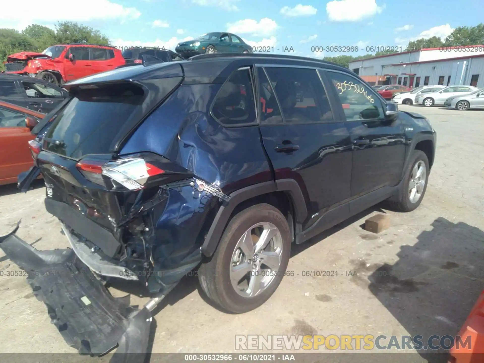 4 Photograph of a damaged car 4T3B6RFV2MU018466 TOYOTA RAV4 2021