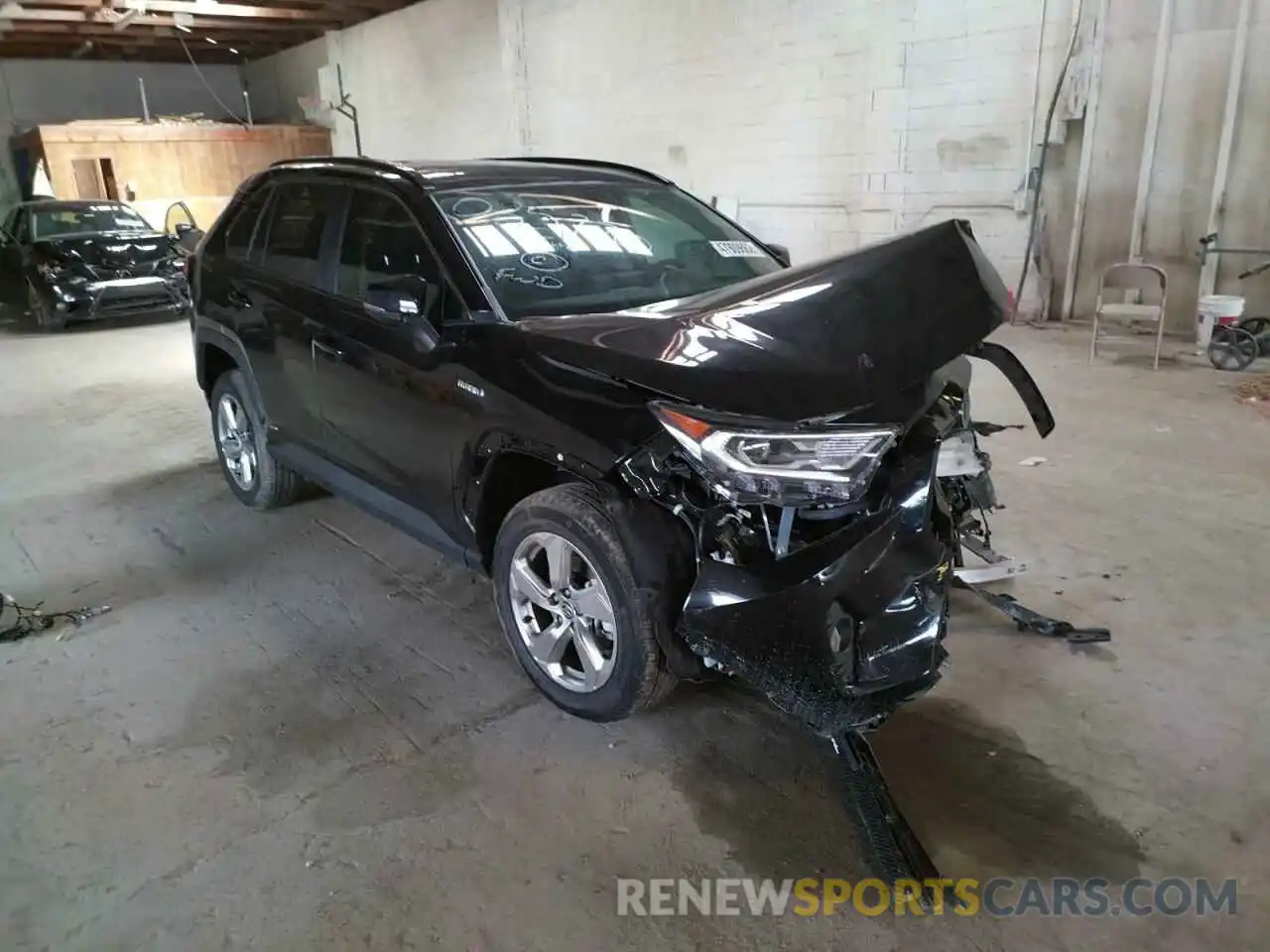 1 Photograph of a damaged car 4T3B6RFV2MU035770 TOYOTA RAV4 2021