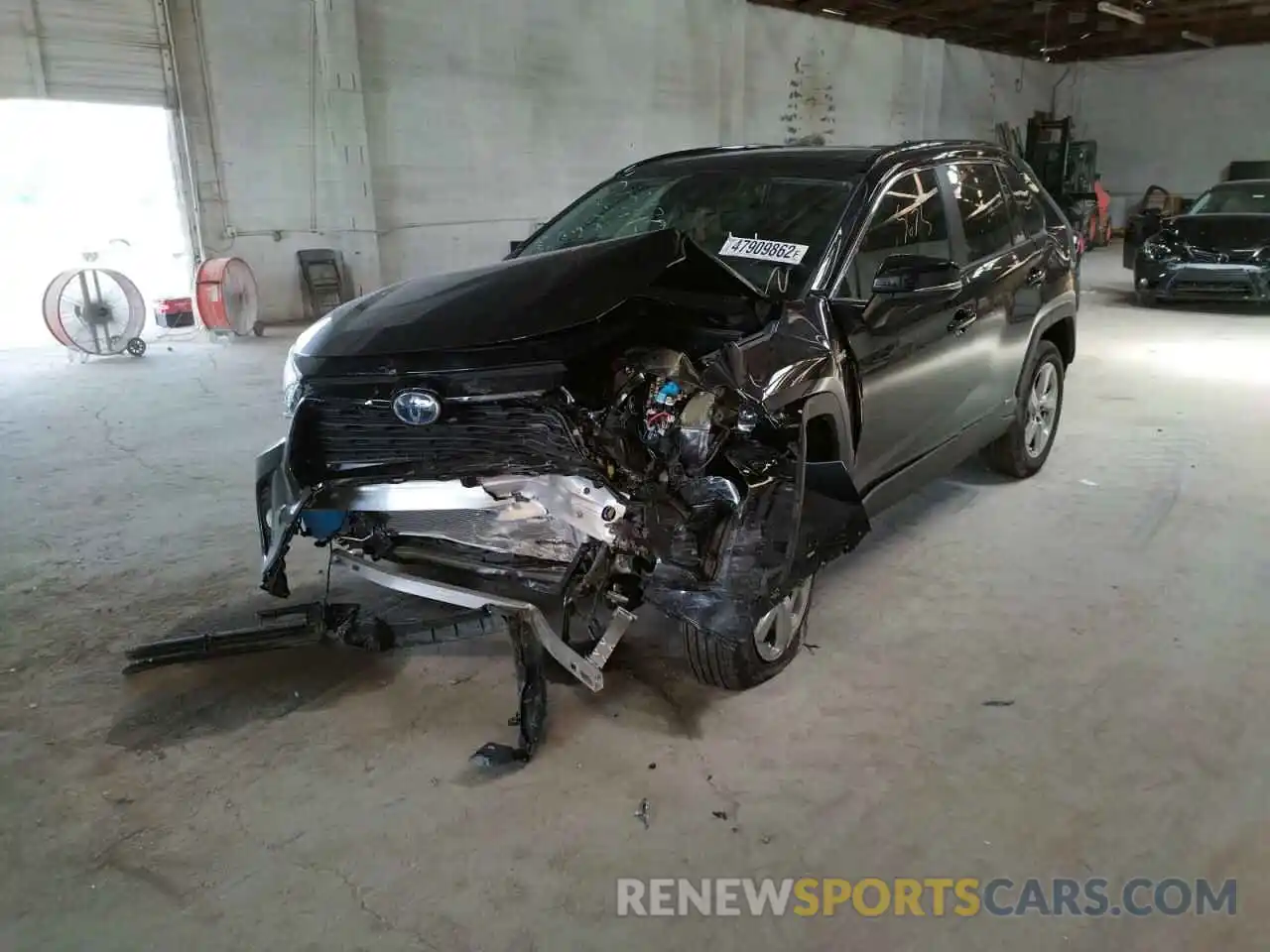 2 Photograph of a damaged car 4T3B6RFV2MU035770 TOYOTA RAV4 2021