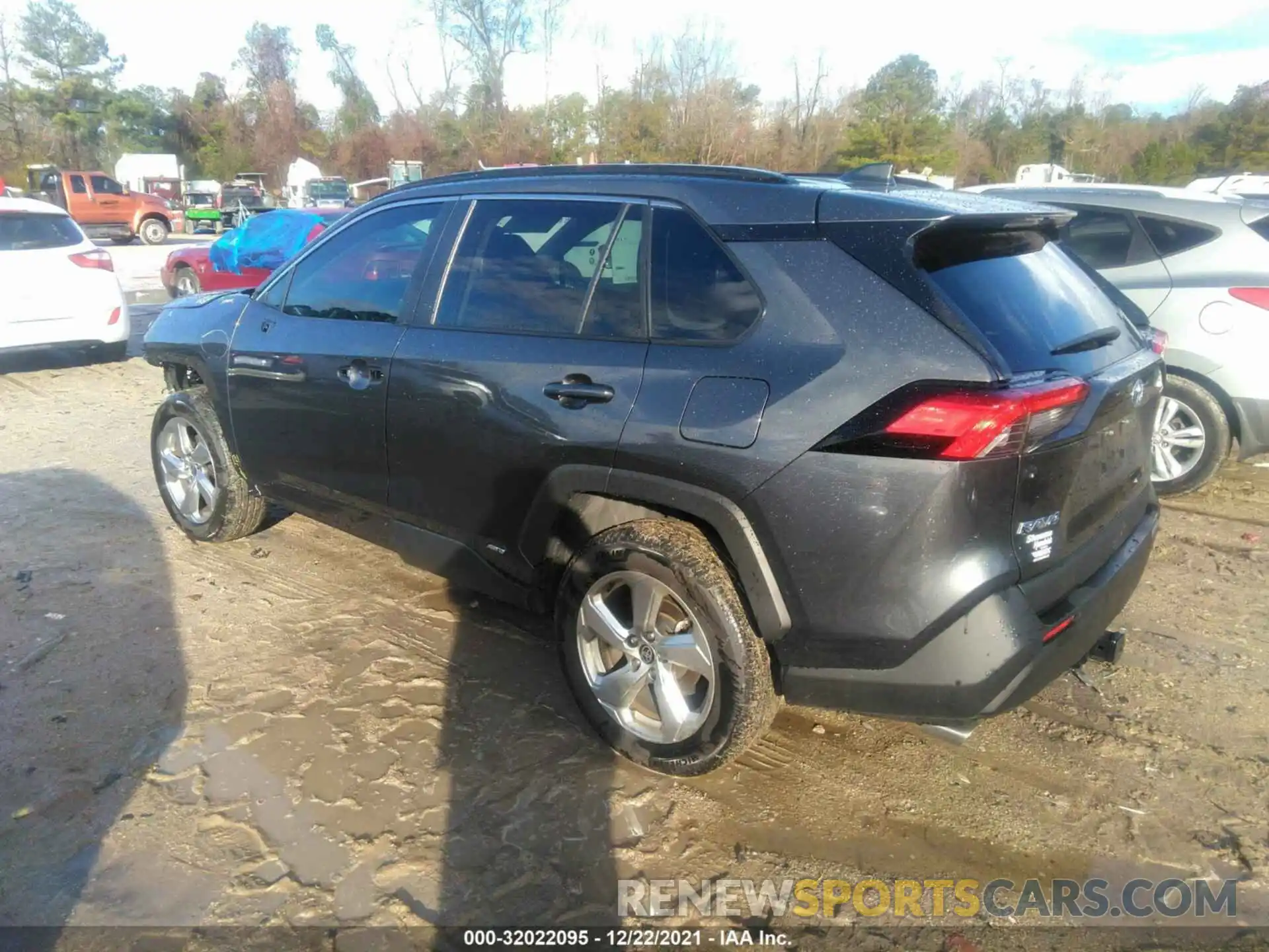 3 Photograph of a damaged car 4T3B6RFV2MU036143 TOYOTA RAV4 2021