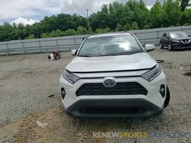 14 Photograph of a damaged car 4T3B6RFV2MU051287 TOYOTA RAV4 2021