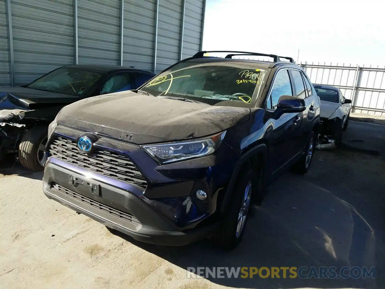 2 Photograph of a damaged car 4T3B6RFV3MU011428 TOYOTA RAV4 2021