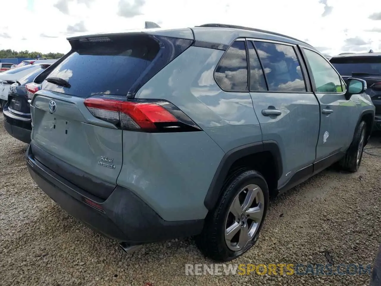 3 Photograph of a damaged car 4T3B6RFV3MU040718 TOYOTA RAV4 2021
