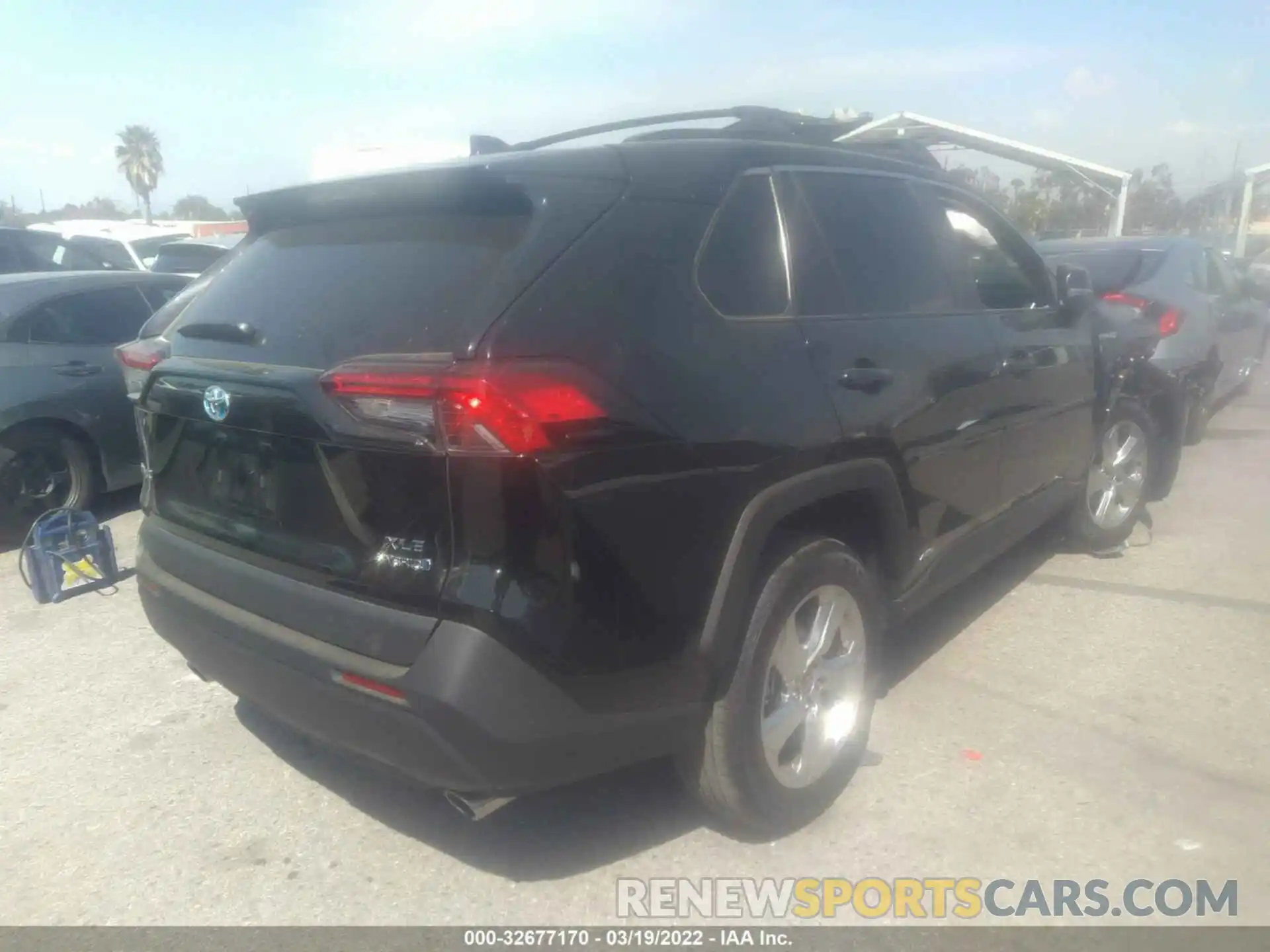 4 Photograph of a damaged car 4T3B6RFV3MU041724 TOYOTA RAV4 2021