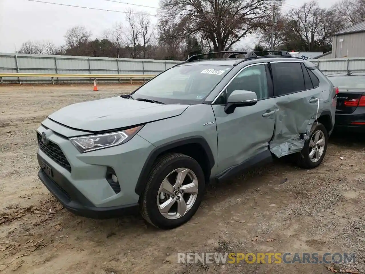 1 Photograph of a damaged car 4T3B6RFV3MU041805 TOYOTA RAV4 2021