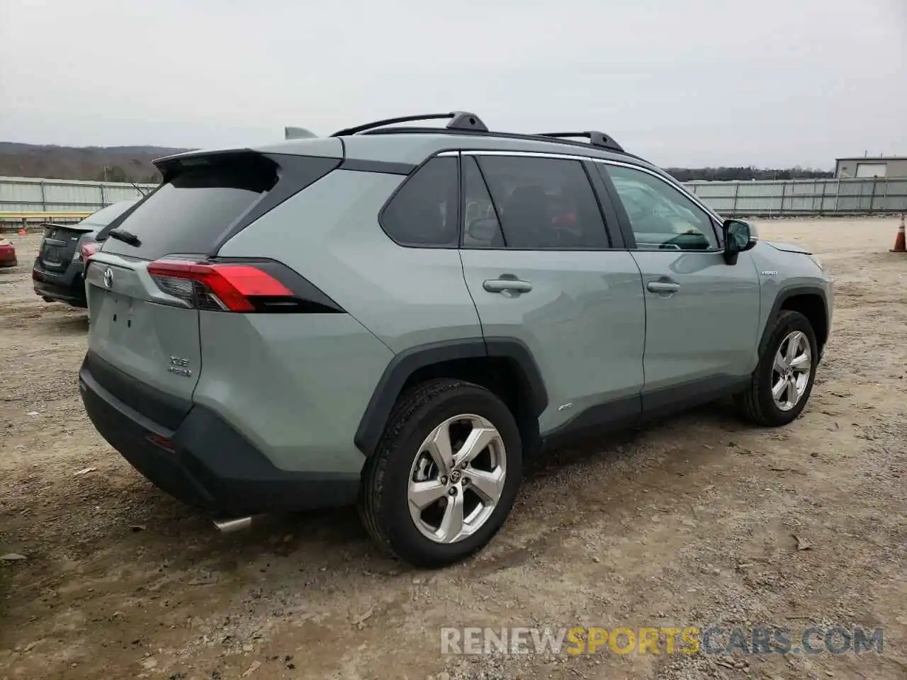 3 Photograph of a damaged car 4T3B6RFV3MU041805 TOYOTA RAV4 2021