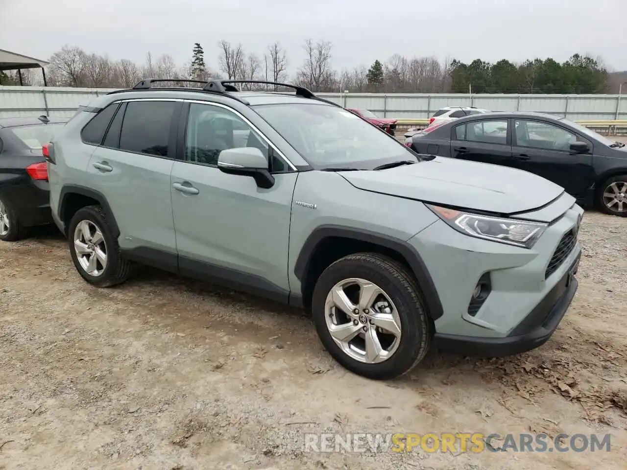 4 Photograph of a damaged car 4T3B6RFV3MU041805 TOYOTA RAV4 2021