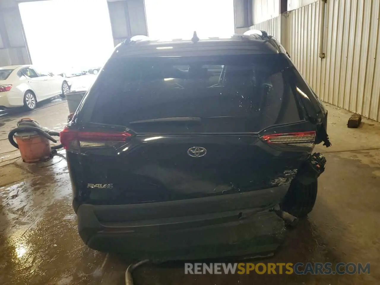 6 Photograph of a damaged car 4T3B6RFV4MU040291 TOYOTA RAV4 2021