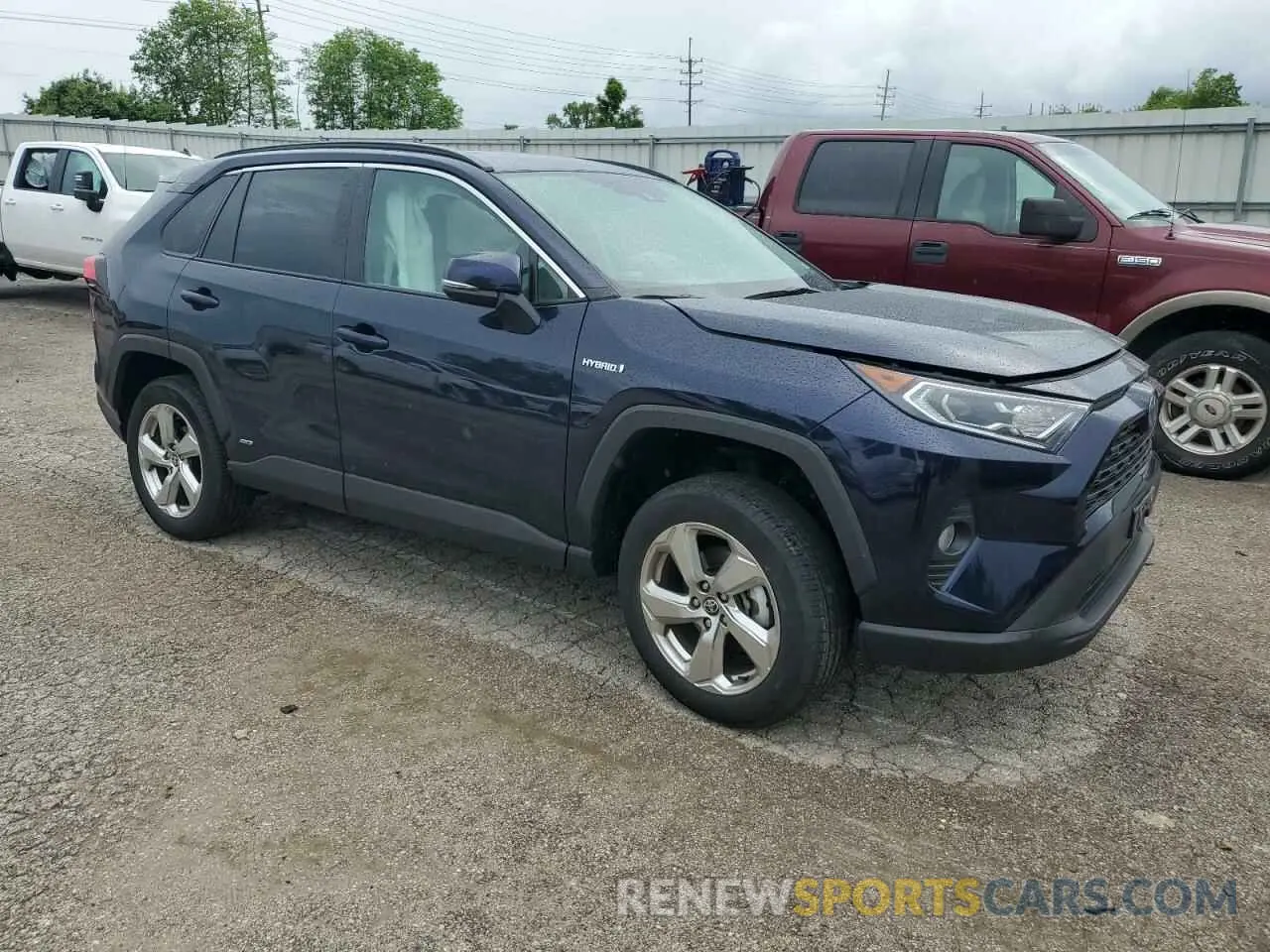 4 Photograph of a damaged car 4T3B6RFV4MU059746 TOYOTA RAV4 2021