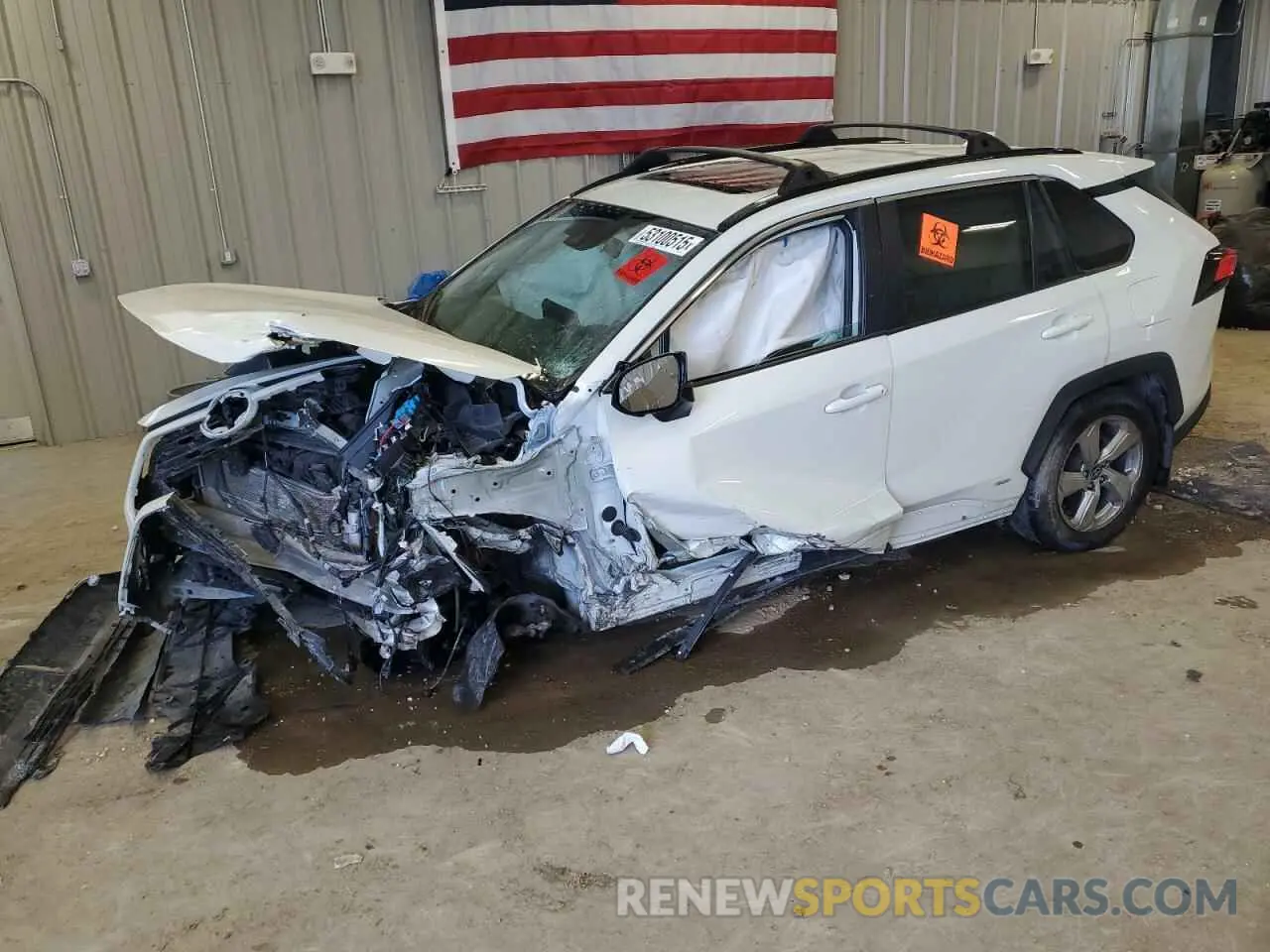 1 Photograph of a damaged car 4T3B6RFV5MU061229 TOYOTA RAV4 2021