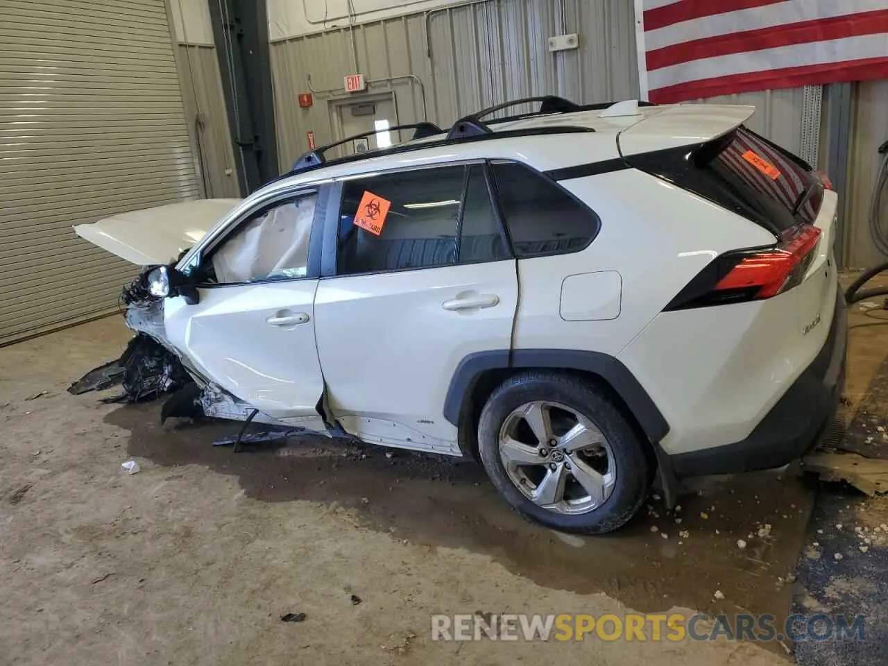 2 Photograph of a damaged car 4T3B6RFV5MU061229 TOYOTA RAV4 2021
