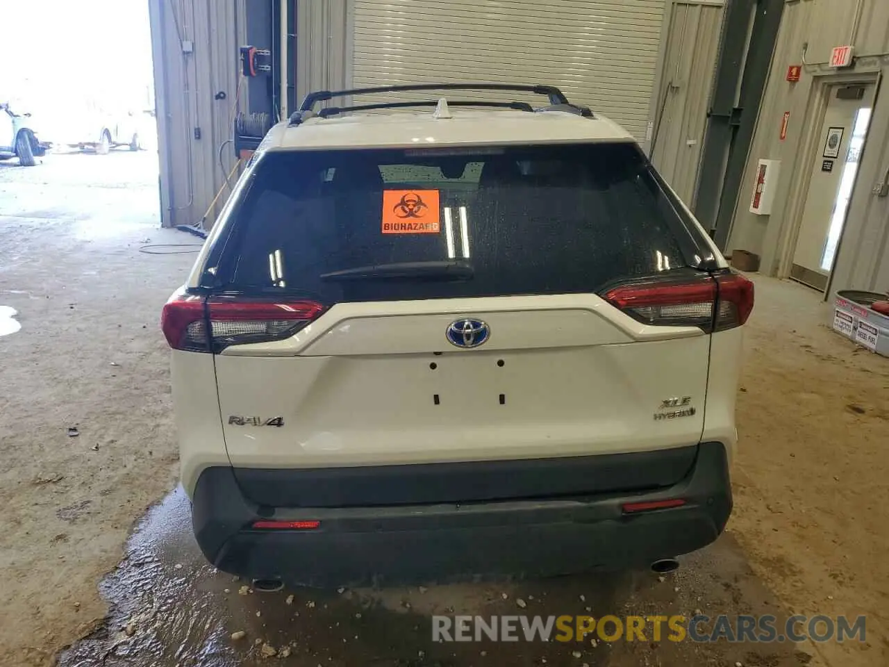 6 Photograph of a damaged car 4T3B6RFV5MU061229 TOYOTA RAV4 2021