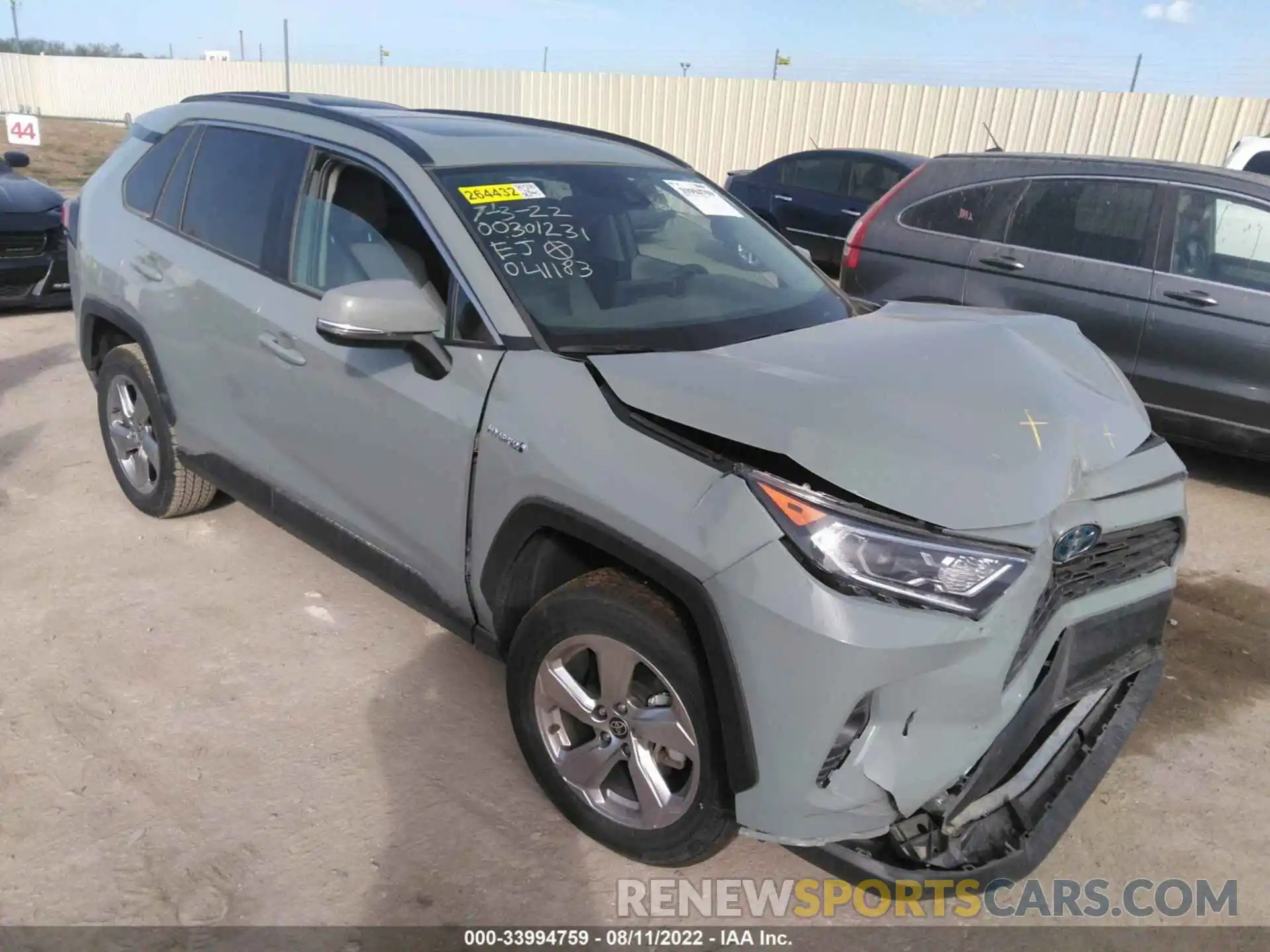 1 Photograph of a damaged car 4T3B6RFV6MU041183 TOYOTA RAV4 2021