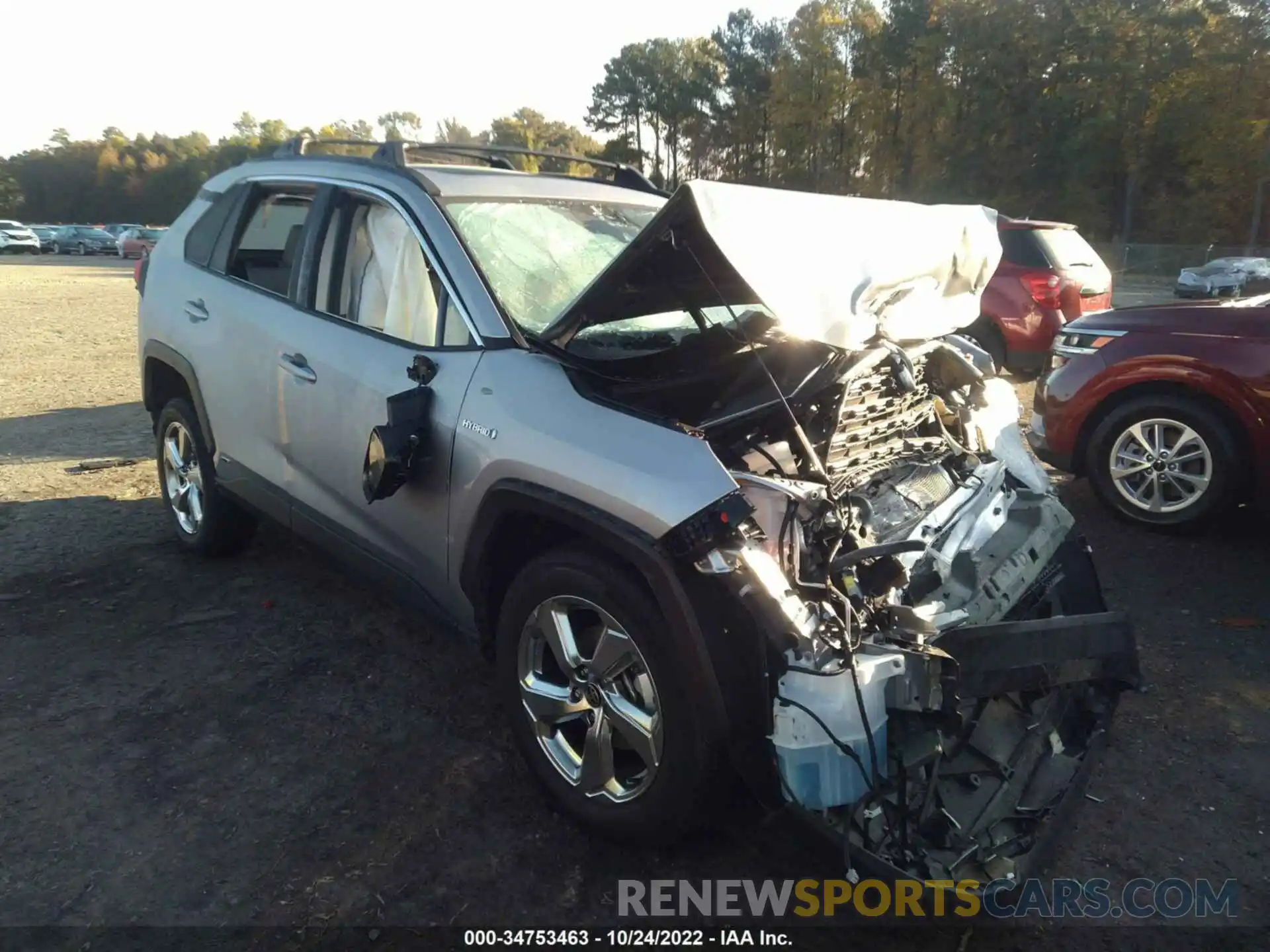 1 Photograph of a damaged car 4T3B6RFV6MU048960 TOYOTA RAV4 2021