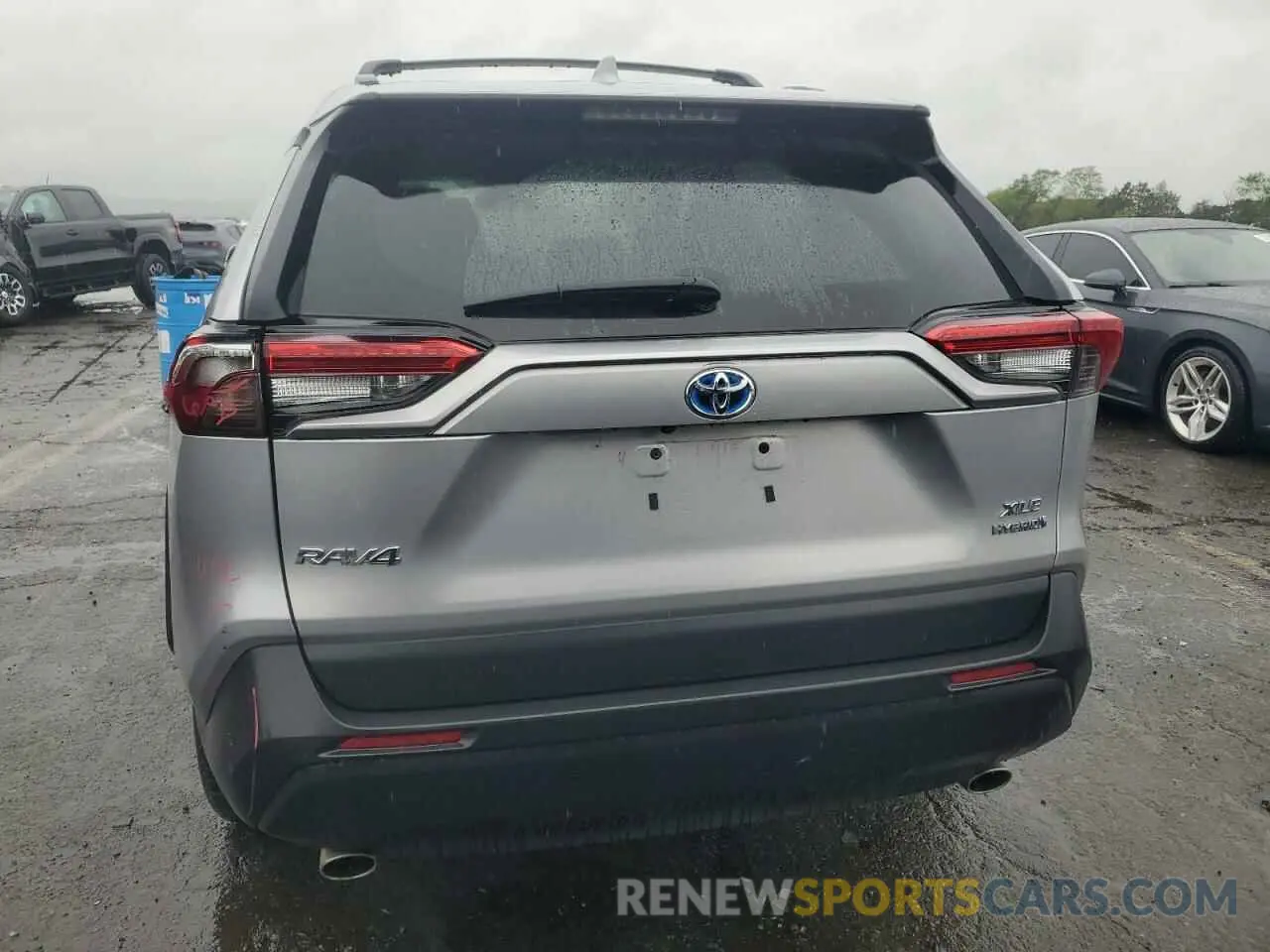 6 Photograph of a damaged car 4T3B6RFV6MU050207 TOYOTA RAV4 2021