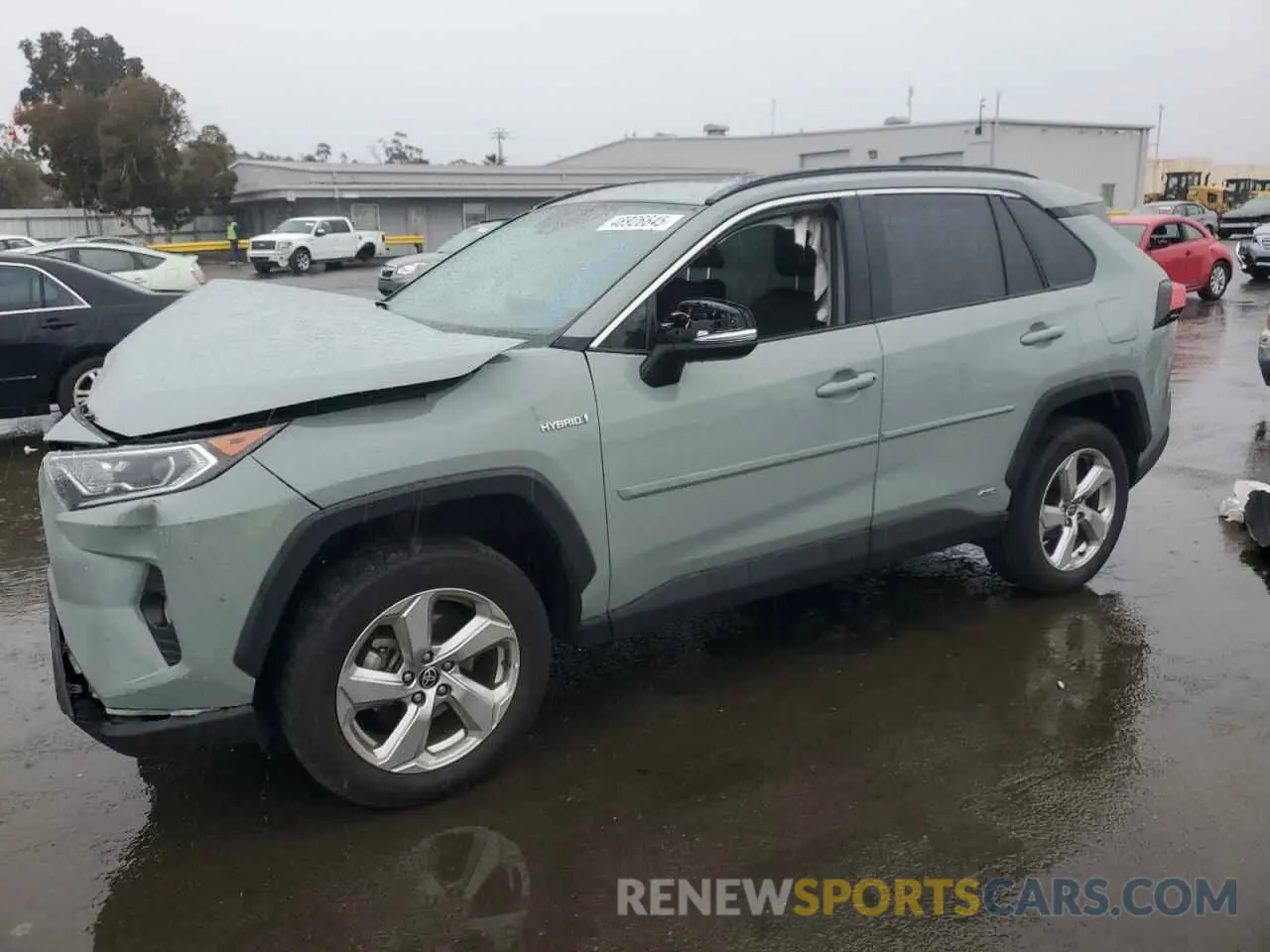 1 Photograph of a damaged car 4T3B6RFV6MU052961 TOYOTA RAV4 2021