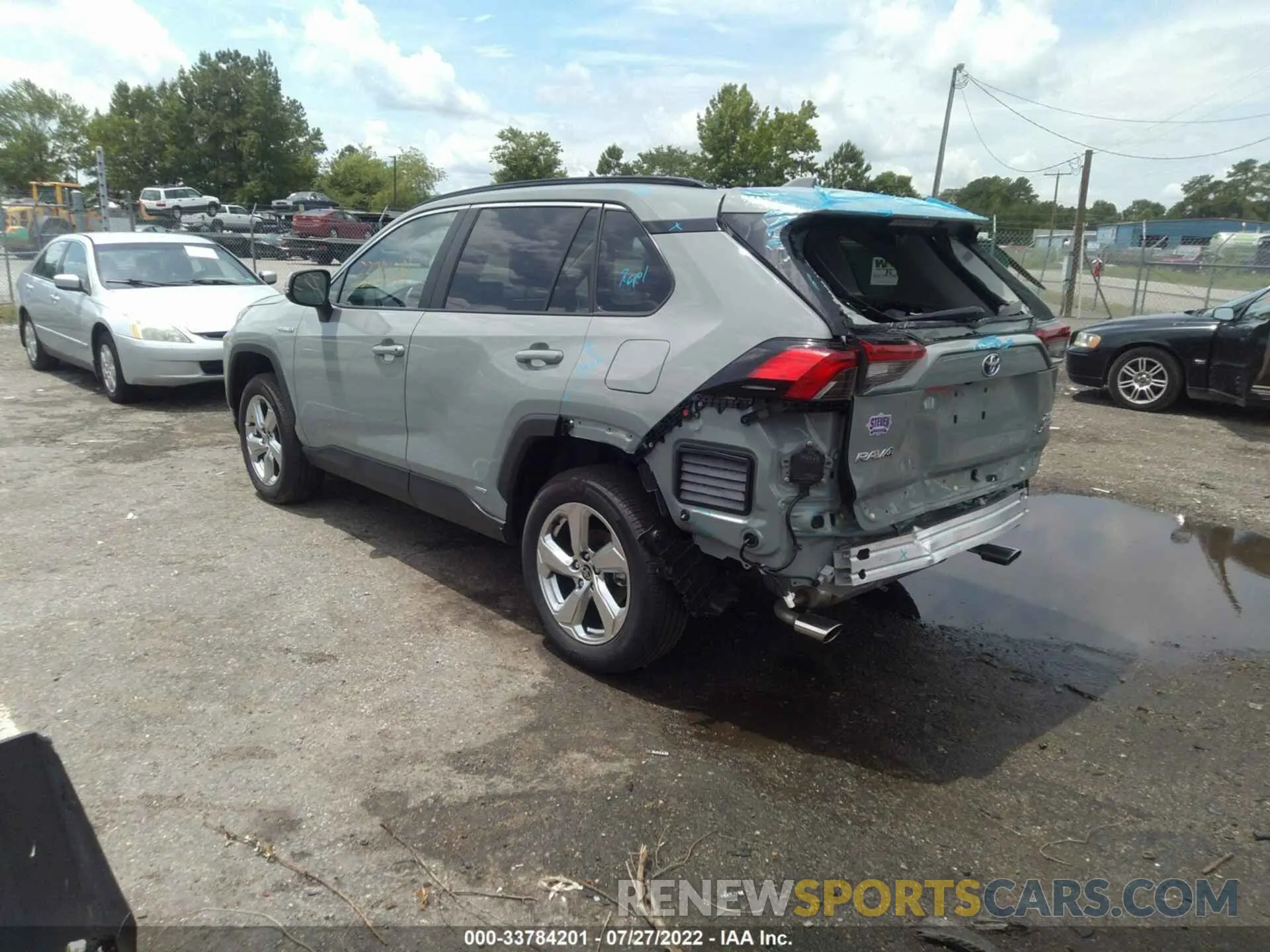 3 Photograph of a damaged car 4T3B6RFV6MU063684 TOYOTA RAV4 2021