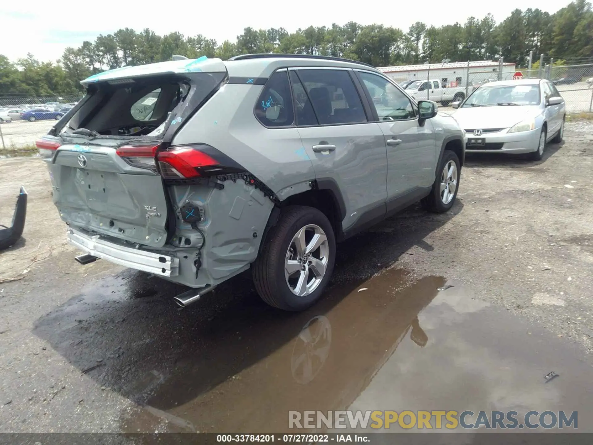4 Photograph of a damaged car 4T3B6RFV6MU063684 TOYOTA RAV4 2021