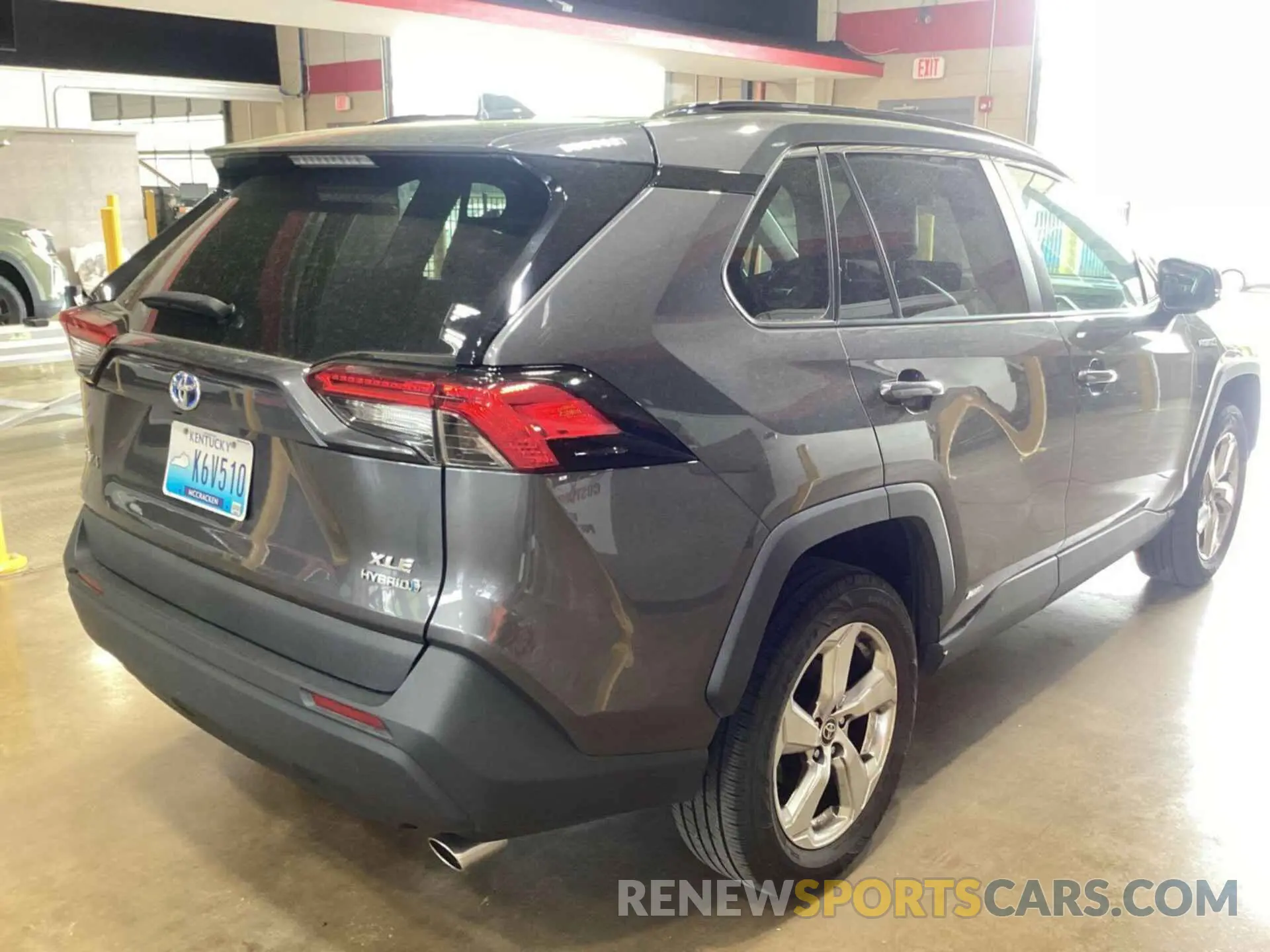 22 Photograph of a damaged car 4T3B6RFV7MU046845 TOYOTA RAV4 2021