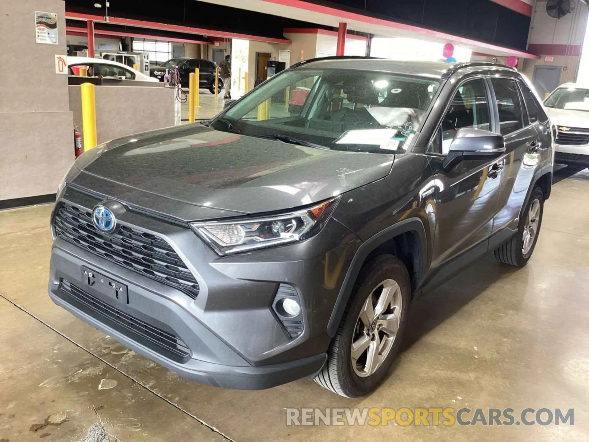 5 Photograph of a damaged car 4T3B6RFV7MU046845 TOYOTA RAV4 2021