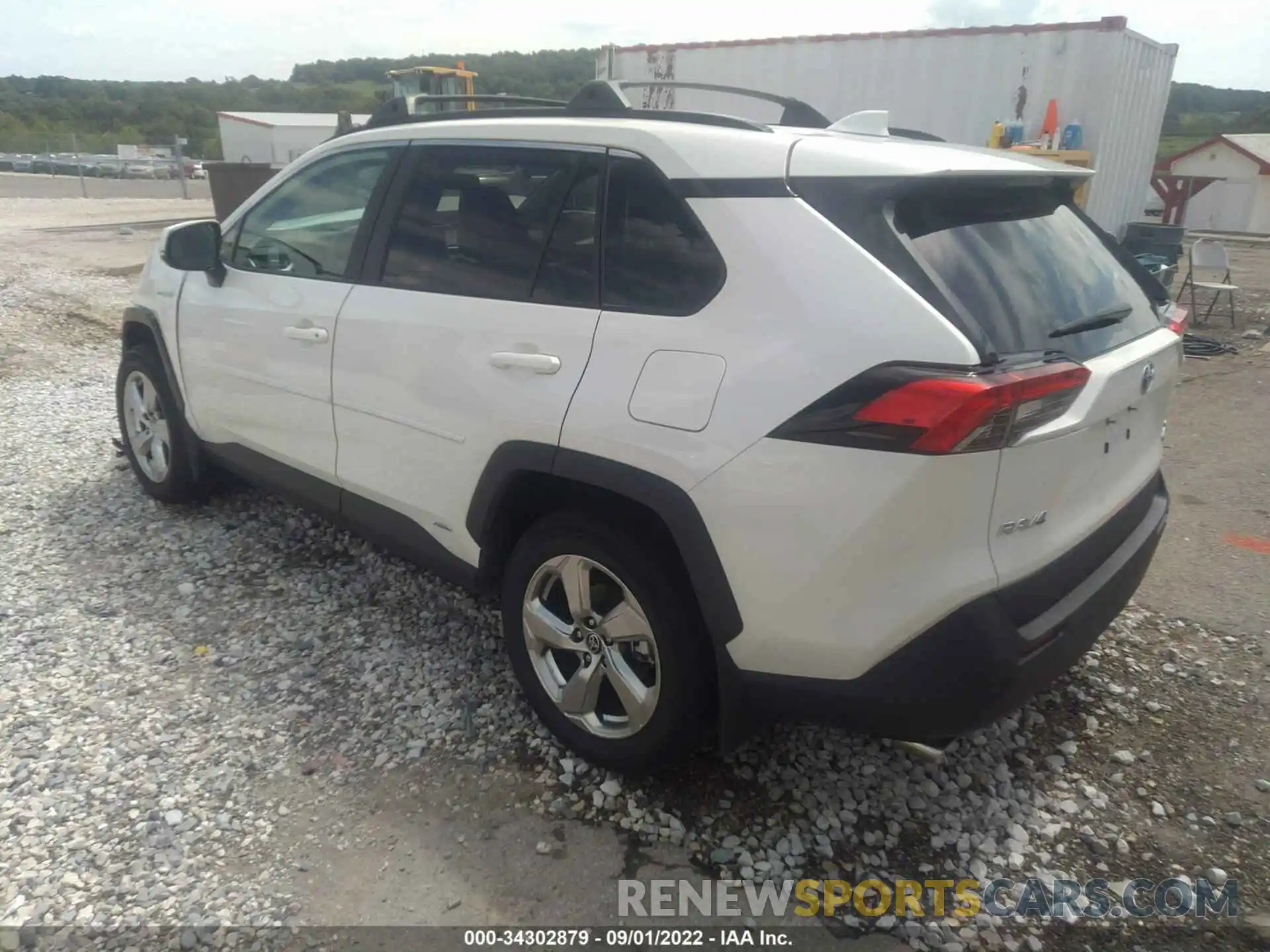 3 Photograph of a damaged car 4T3B6RFV8MU064030 TOYOTA RAV4 2021