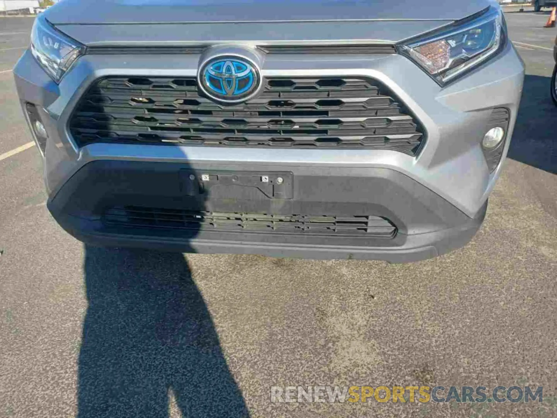 11 Photograph of a damaged car 4T3B6RFV9MU032378 TOYOTA RAV4 2021