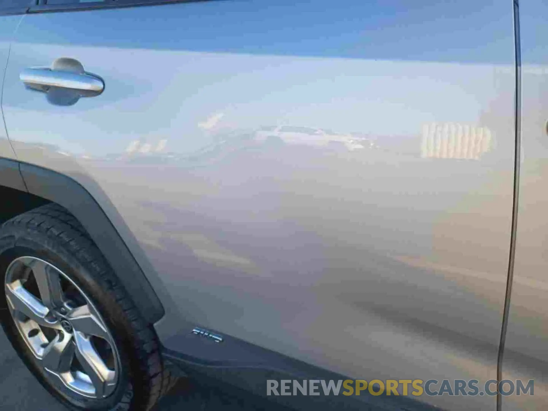 2 Photograph of a damaged car 4T3B6RFV9MU032378 TOYOTA RAV4 2021