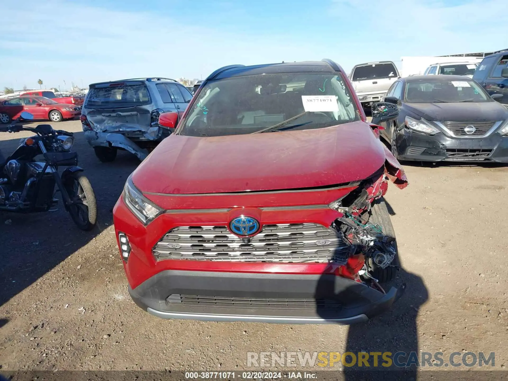 11 Photograph of a damaged car 4T3D6RFV0MU061728 TOYOTA RAV4 2021