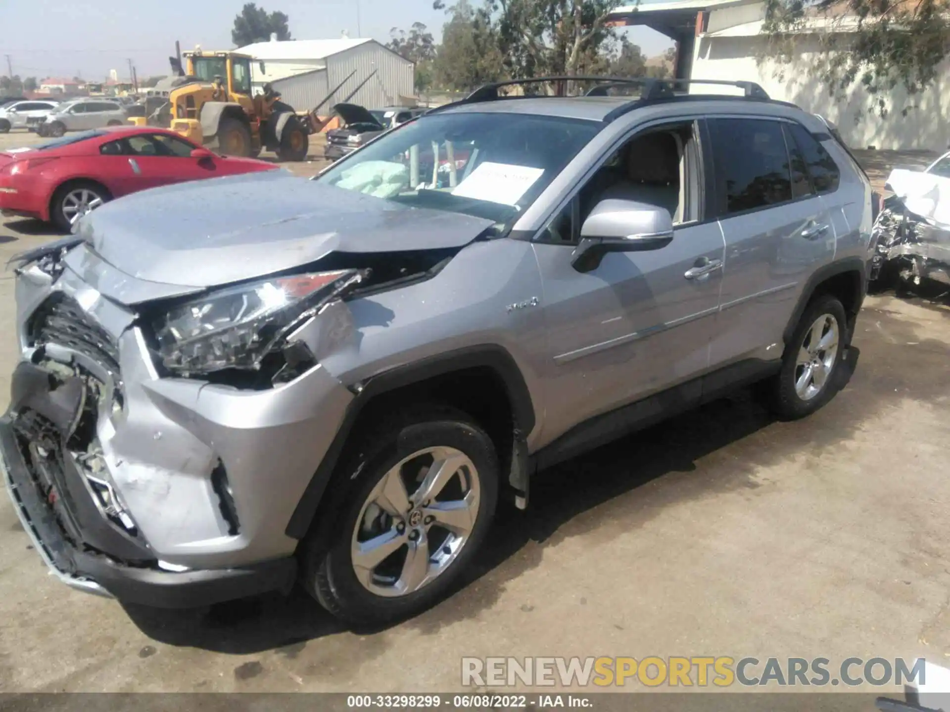 2 Photograph of a damaged car 4T3D6RFV1MU043660 TOYOTA RAV4 2021