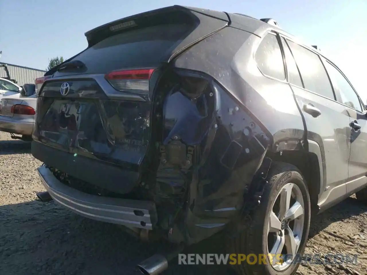 9 Photograph of a damaged car 4T3D6RFV1MU043769 TOYOTA RAV4 2021