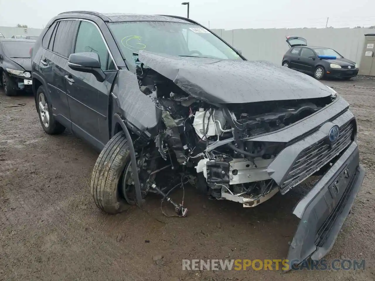 9 Photograph of a damaged car 4T3D6RFV2MU019870 TOYOTA RAV4 2021