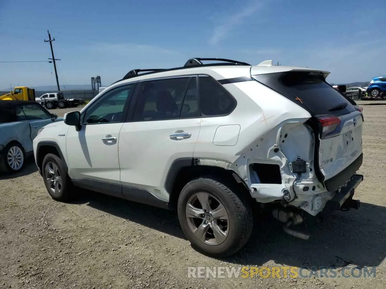 2 Photograph of a damaged car 4T3D6RFV2MU033610 TOYOTA RAV4 2021