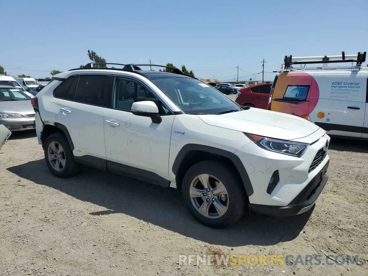 4 Photograph of a damaged car 4T3D6RFV2MU033610 TOYOTA RAV4 2021