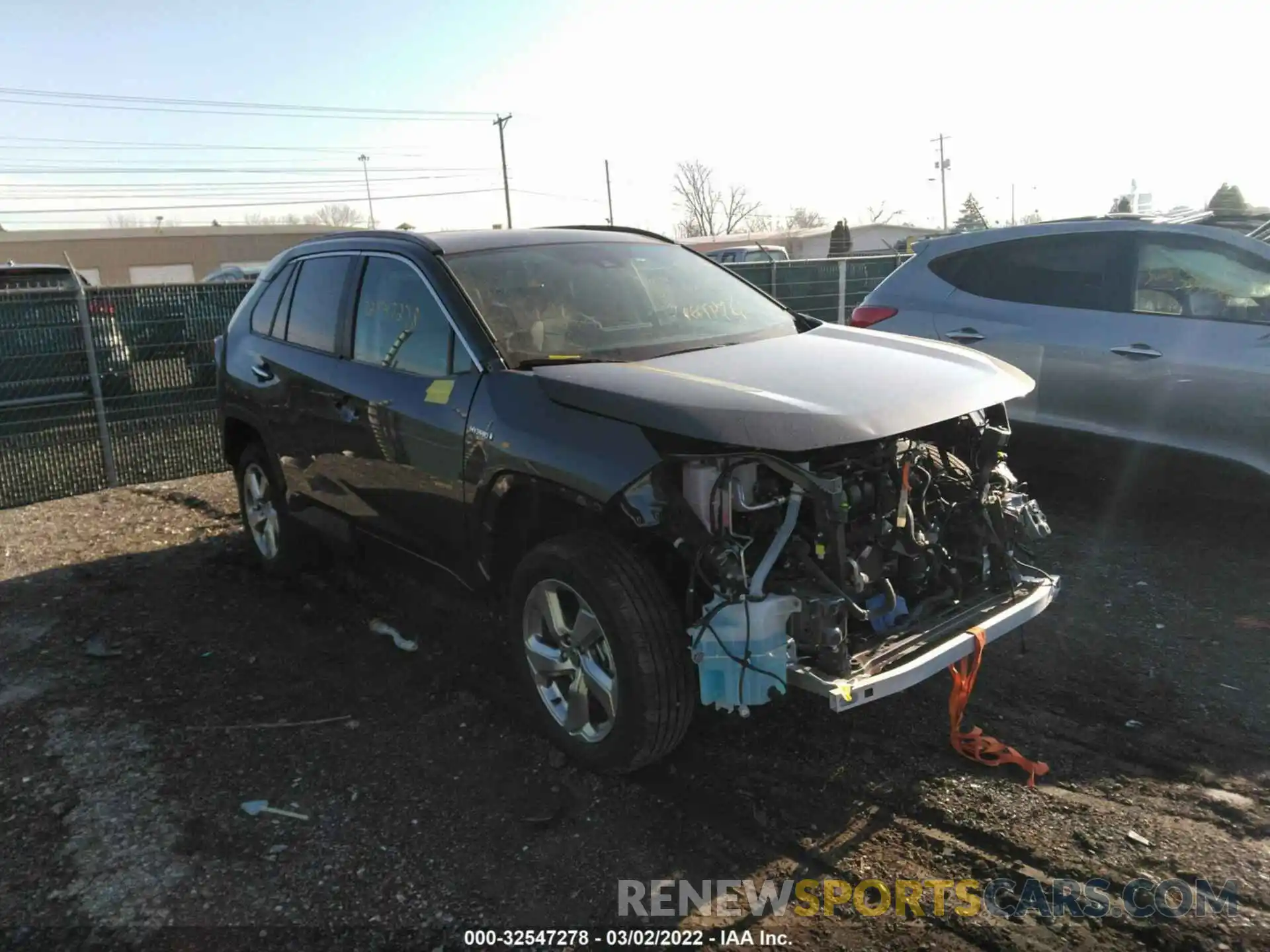 1 Photograph of a damaged car 4T3D6RFV2MU040461 TOYOTA RAV4 2021