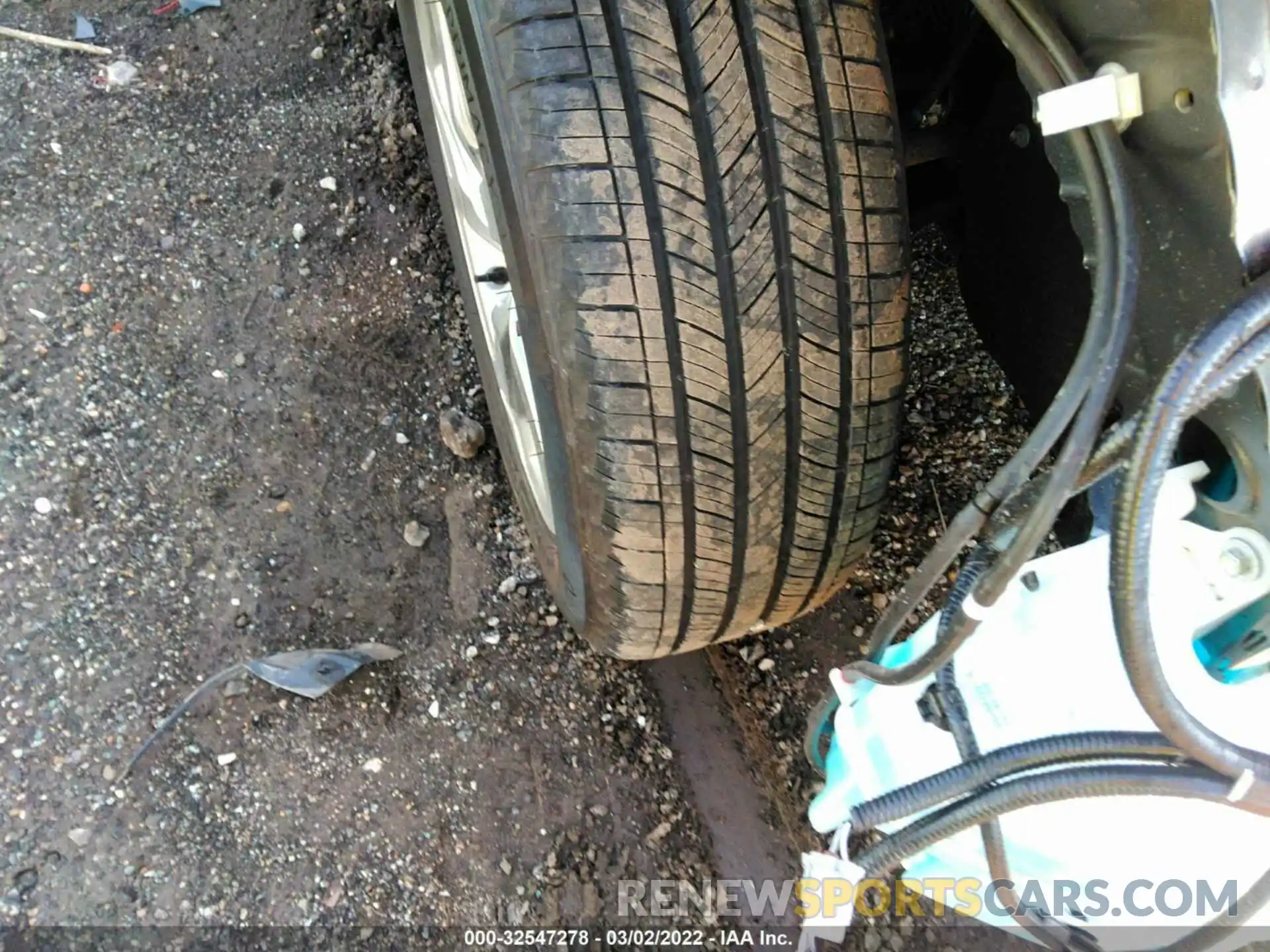 15 Photograph of a damaged car 4T3D6RFV2MU040461 TOYOTA RAV4 2021