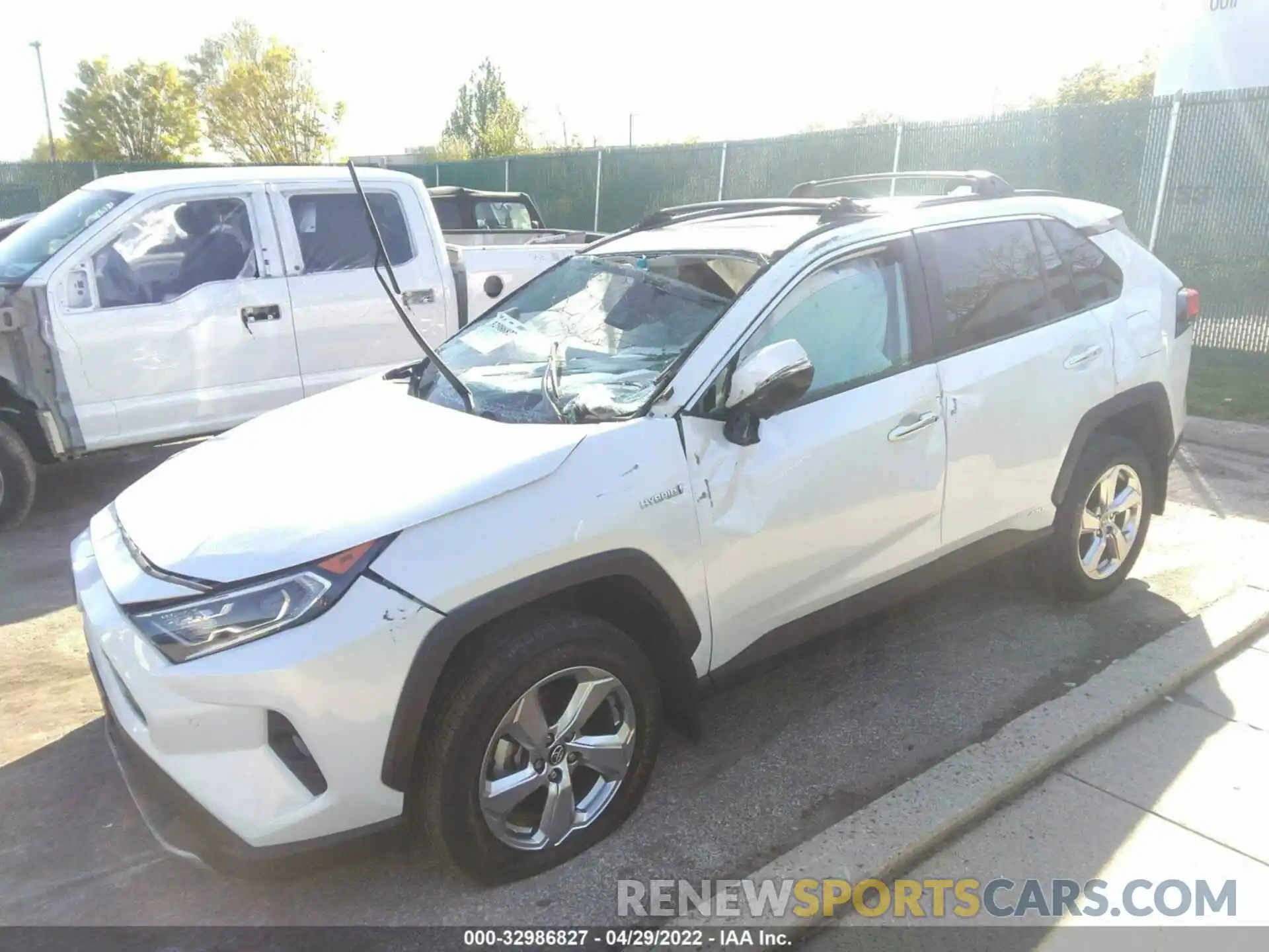 2 Photograph of a damaged car 4T3D6RFV3MU013852 TOYOTA RAV4 2021