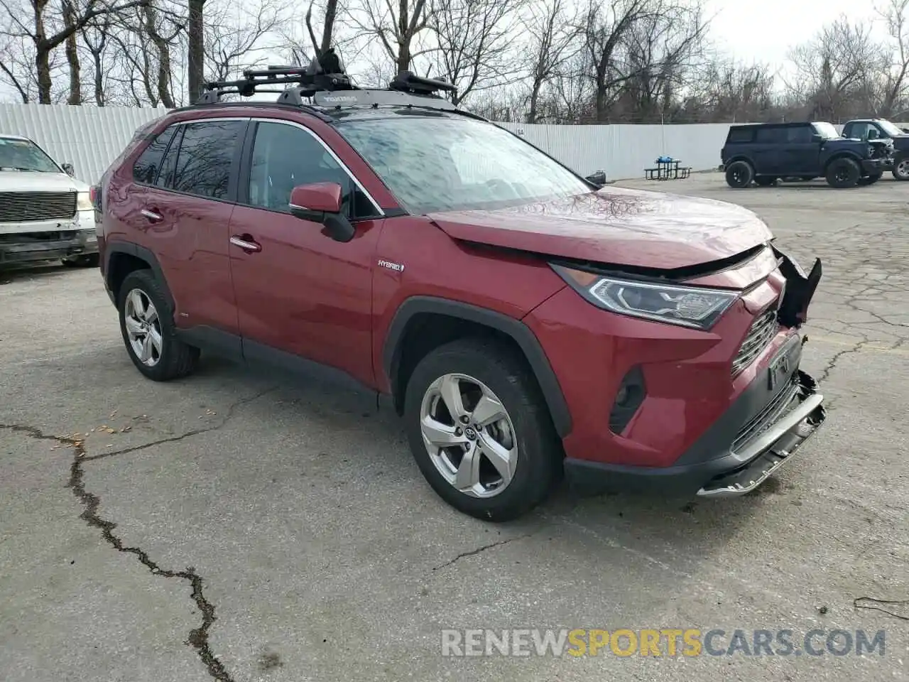 4 Photograph of a damaged car 4T3D6RFV3MU021451 TOYOTA RAV4 2021