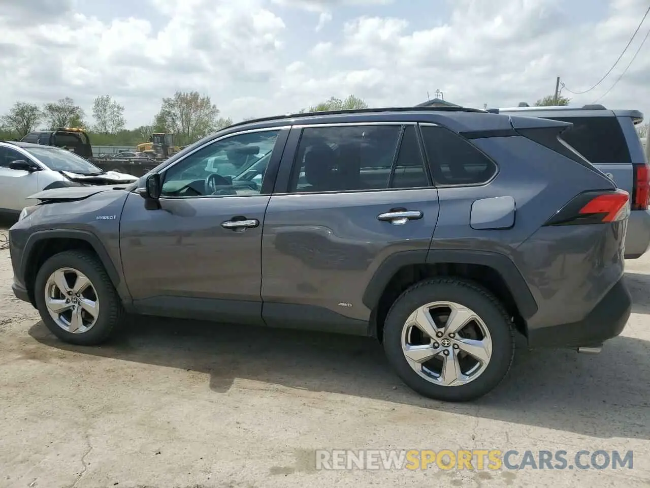 2 Photograph of a damaged car 4T3D6RFV3MU057172 TOYOTA RAV4 2021