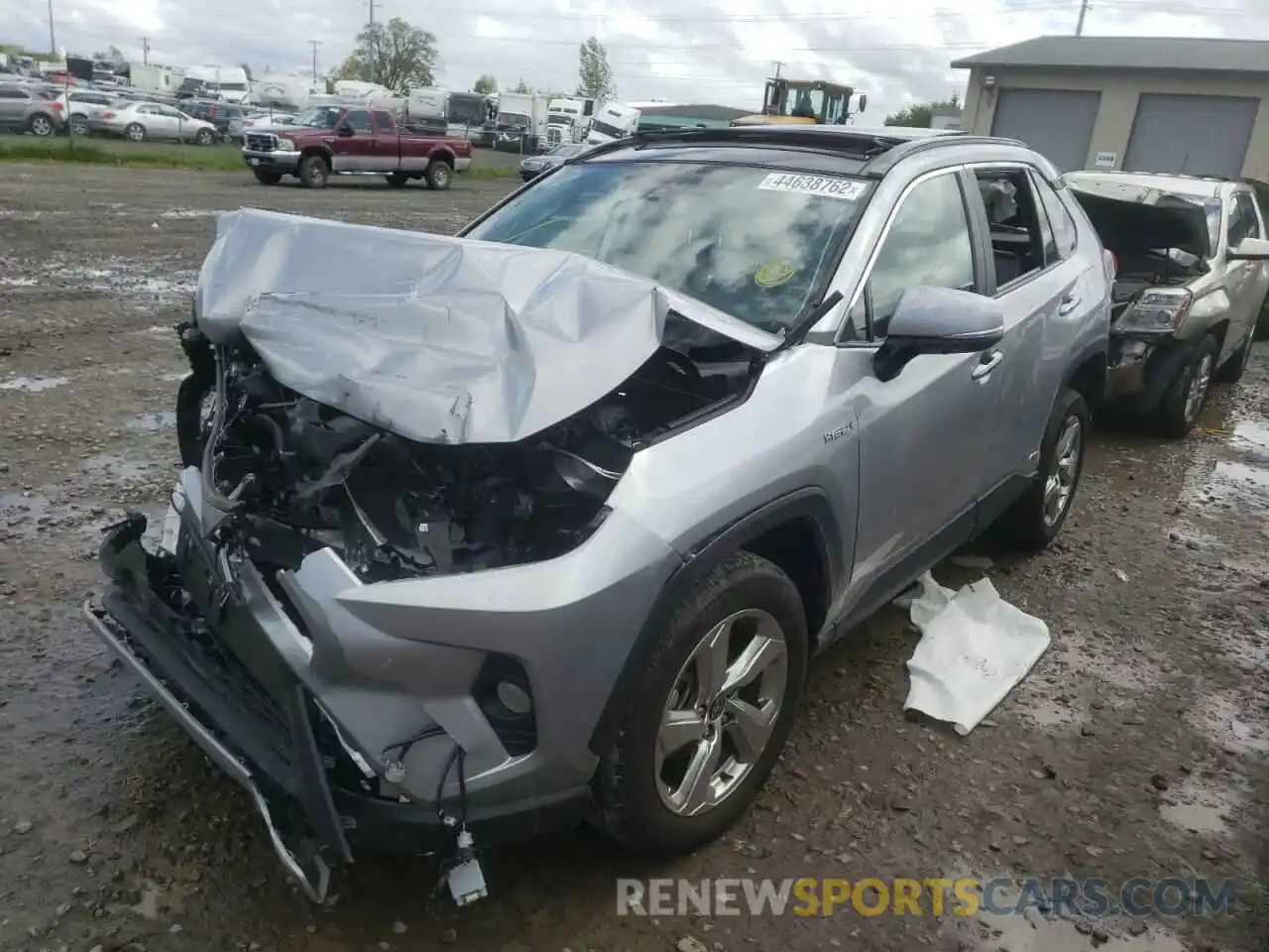 2 Photograph of a damaged car 4T3D6RFV5MU036145 TOYOTA RAV4 2021