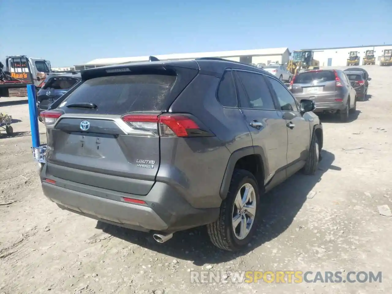 4 Photograph of a damaged car 4T3D6RFV5MU045136 TOYOTA RAV4 2021