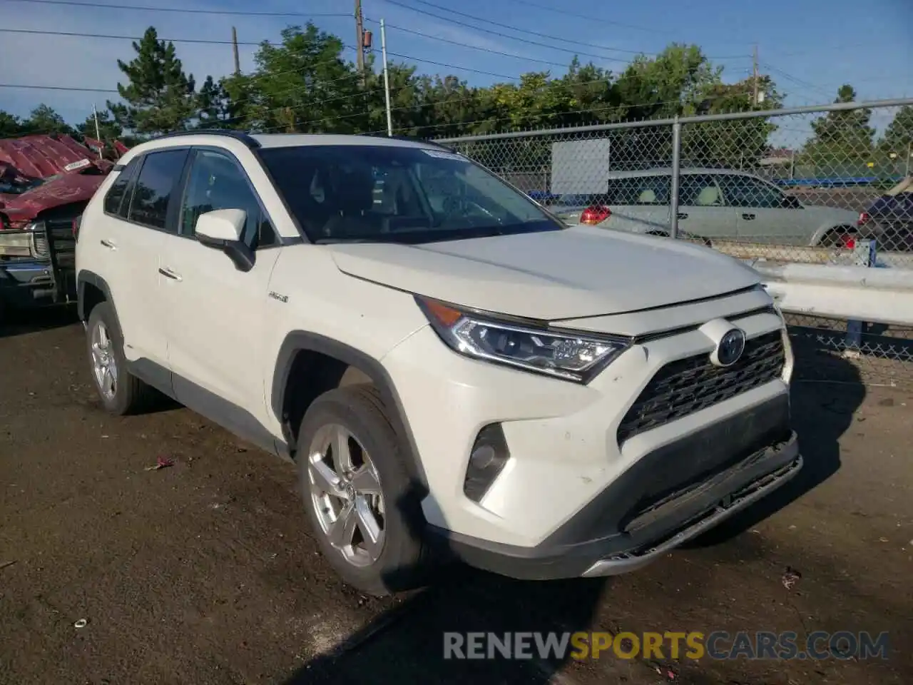 1 Photograph of a damaged car 4T3D6RFV6MU008693 TOYOTA RAV4 2021