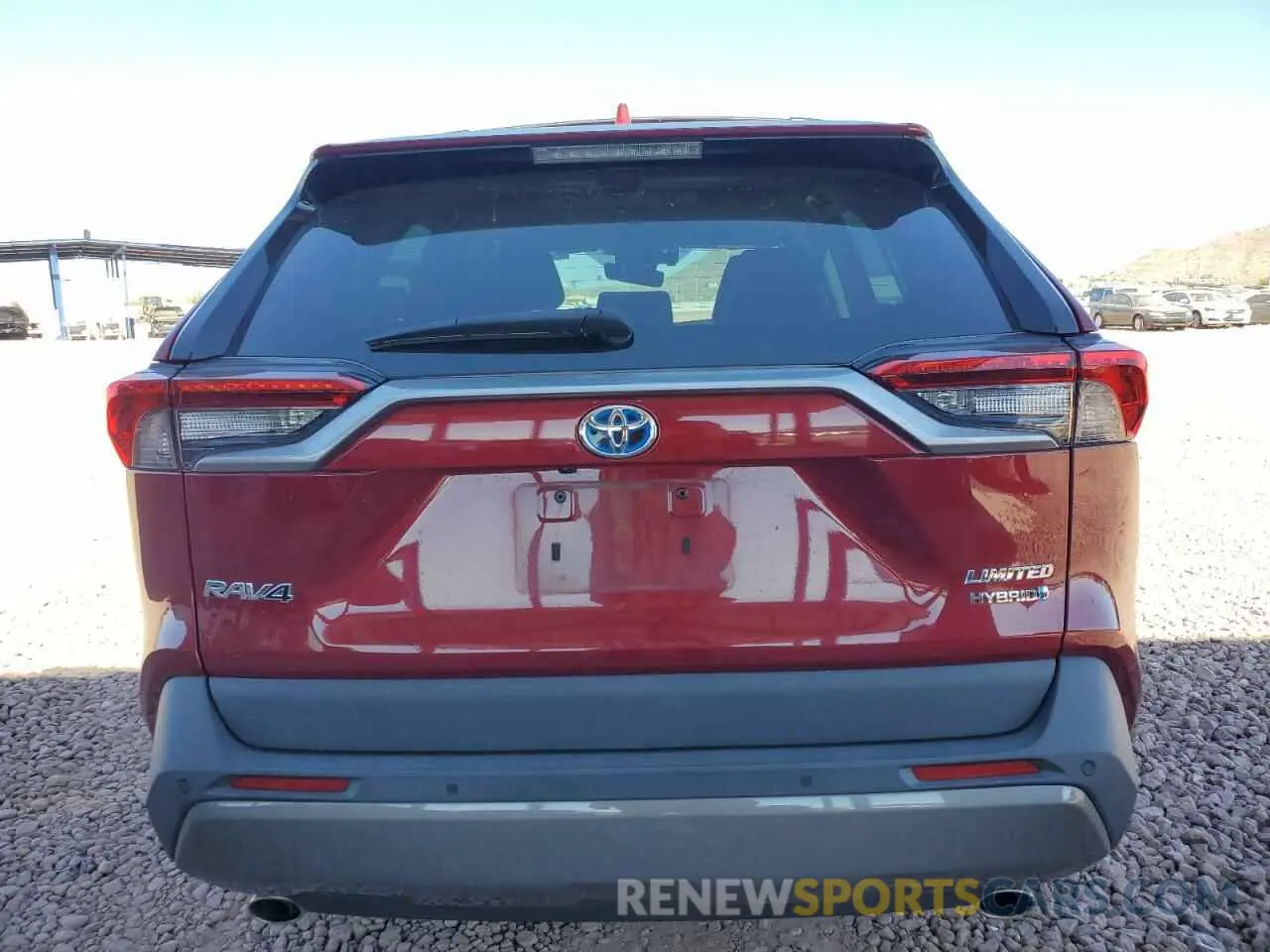 6 Photograph of a damaged car 4T3D6RFV6MU044108 TOYOTA RAV4 2021
