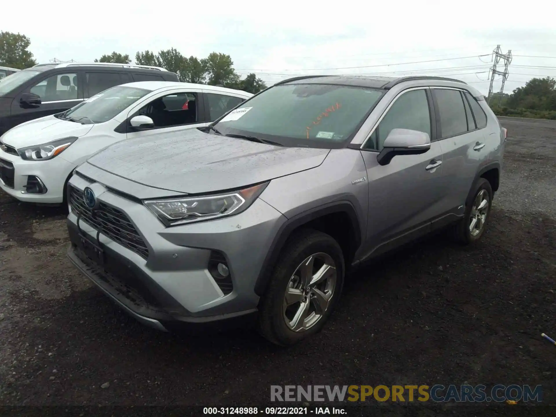 2 Photograph of a damaged car 4T3D6RFV8MU017640 TOYOTA RAV4 2021