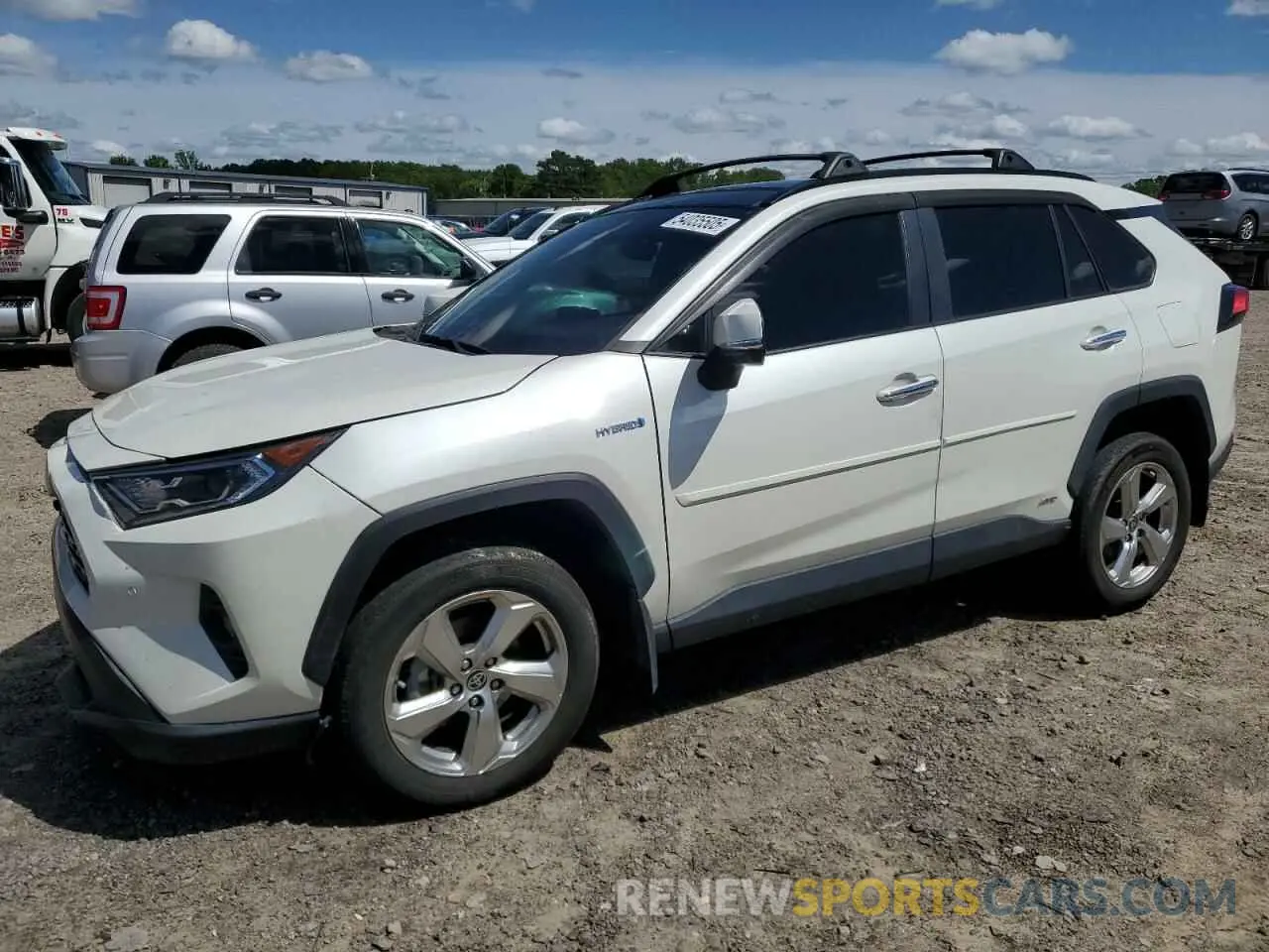 1 Photograph of a damaged car 4T3D6RFV9MU037444 TOYOTA RAV4 2021