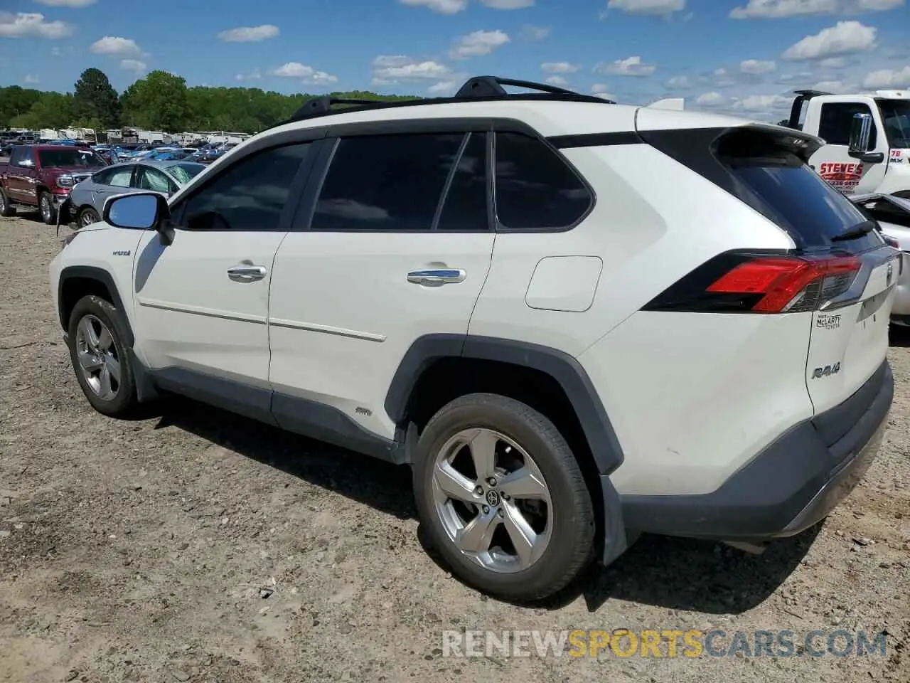 2 Photograph of a damaged car 4T3D6RFV9MU037444 TOYOTA RAV4 2021