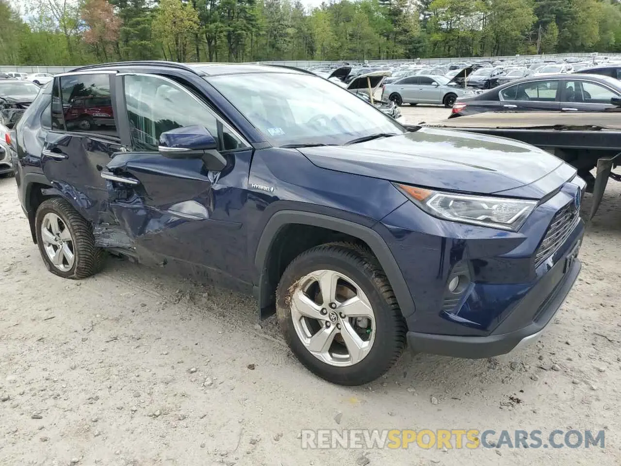 4 Photograph of a damaged car 4T3D6RFV9MU045754 TOYOTA RAV4 2021