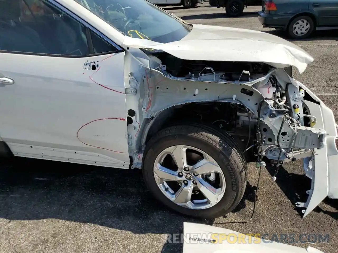 9 Photograph of a damaged car 4T3D6RFV9MU063574 TOYOTA RAV4 2021