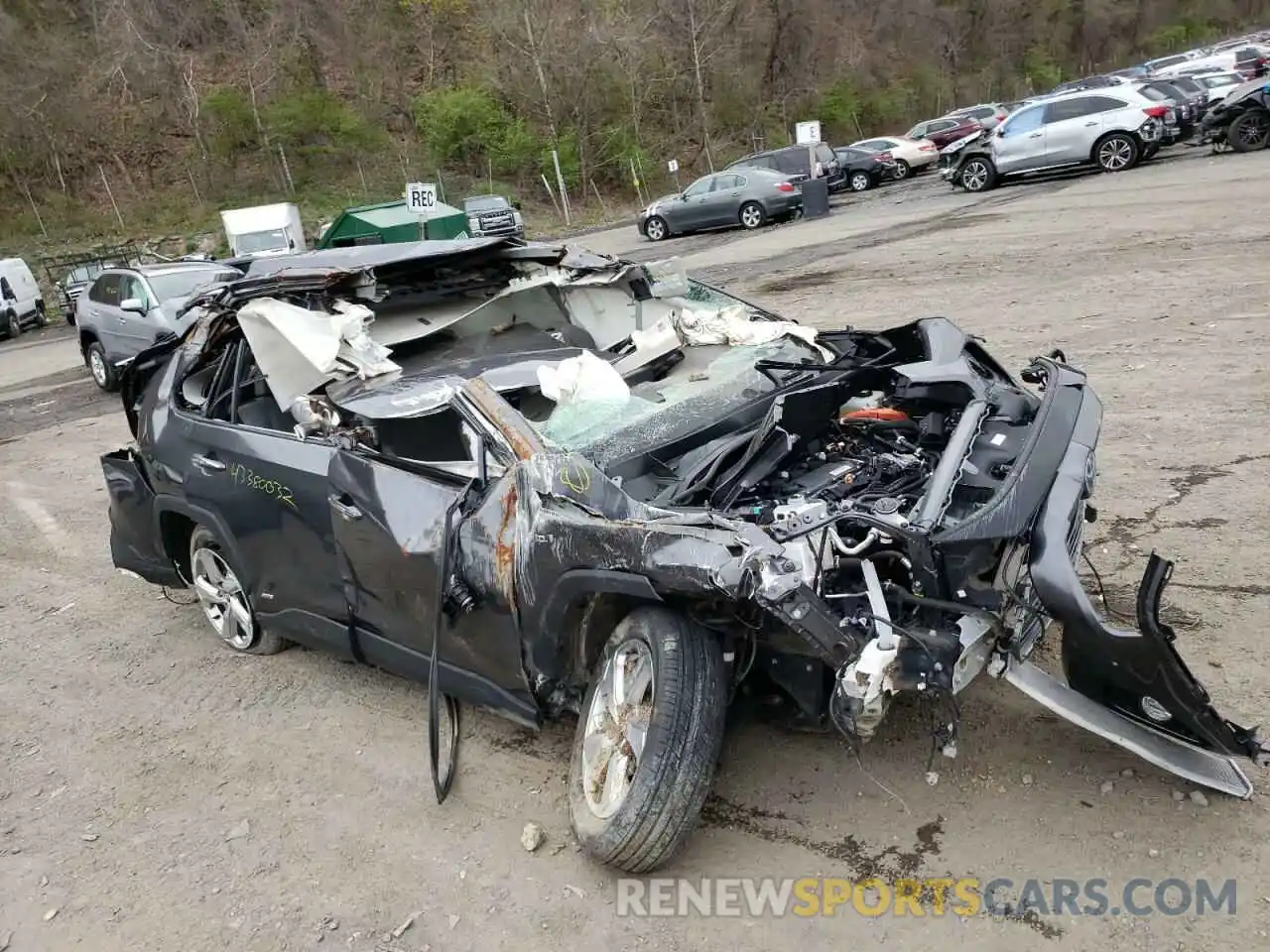 9 Photograph of a damaged car 4T3D6RFVXMU011080 TOYOTA RAV4 2021