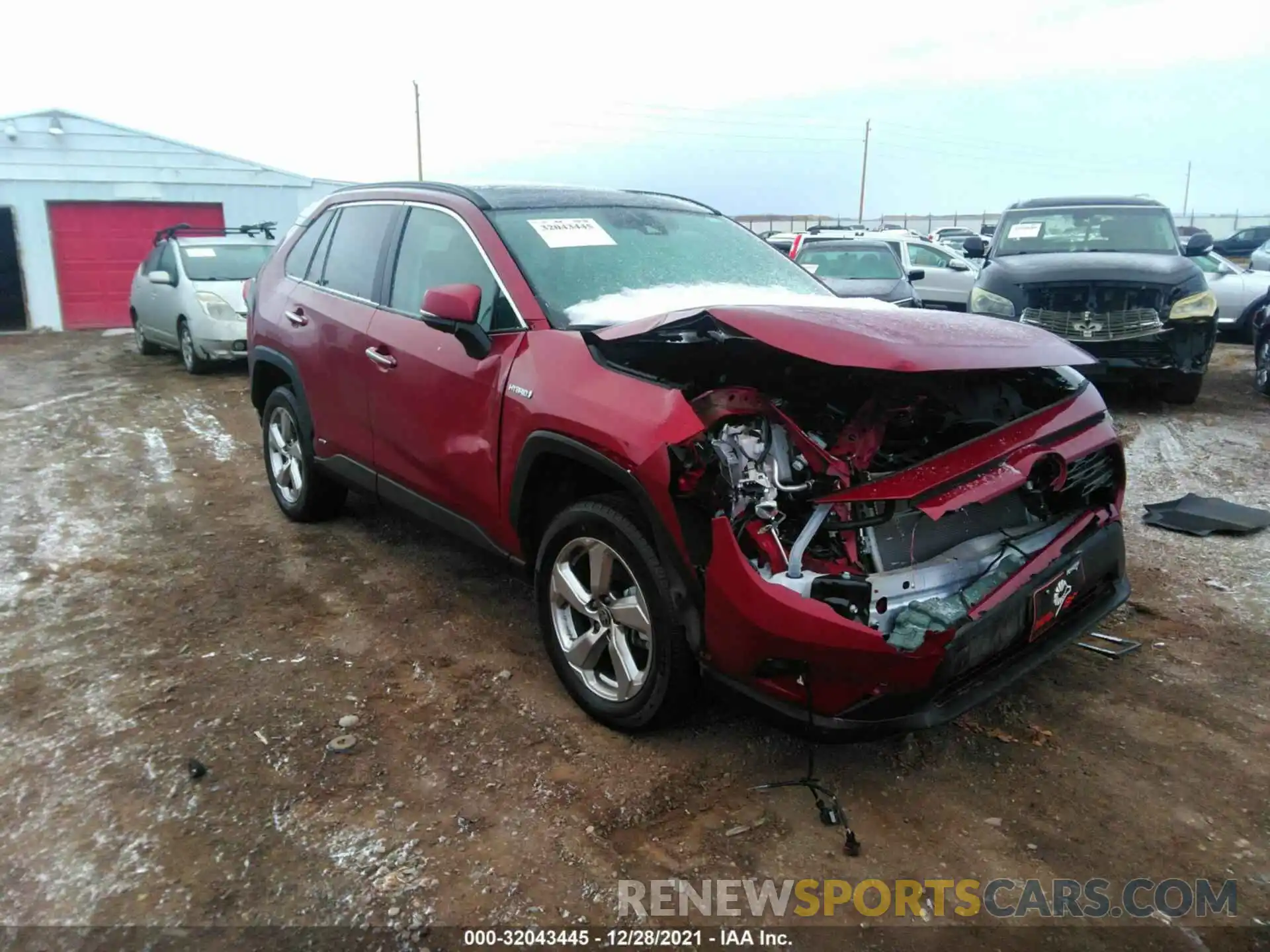 1 Photograph of a damaged car 4T3D6RFVXMU056634 TOYOTA RAV4 2021