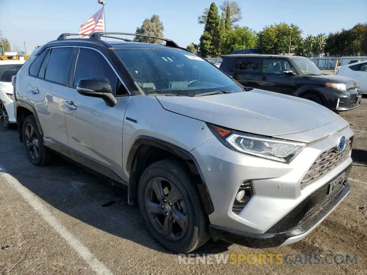 4 Photograph of a damaged car 4T3E6RFV0MU059644 TOYOTA RAV4 2021